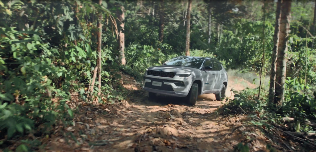Jeep®為Compass 4XE發布前衛的新“請勿打擾”廣告系列！