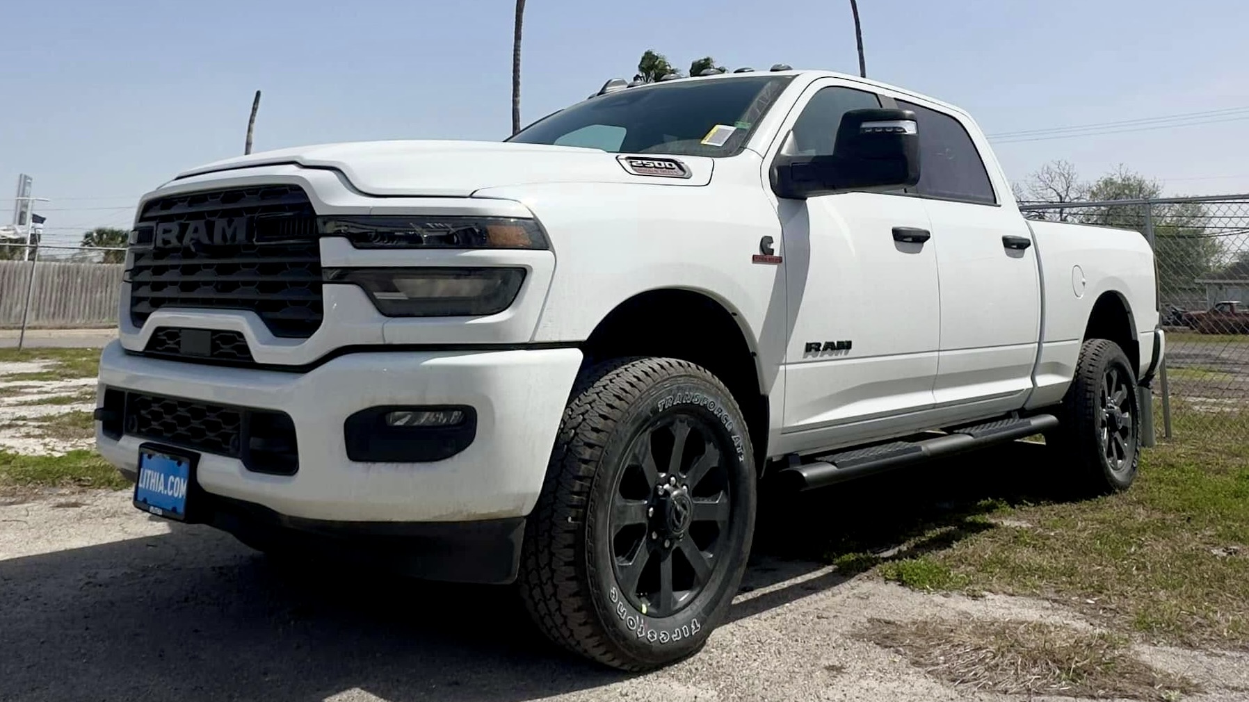 2025 RAM 2500/3500重型卡車擊中了美國經銷商
