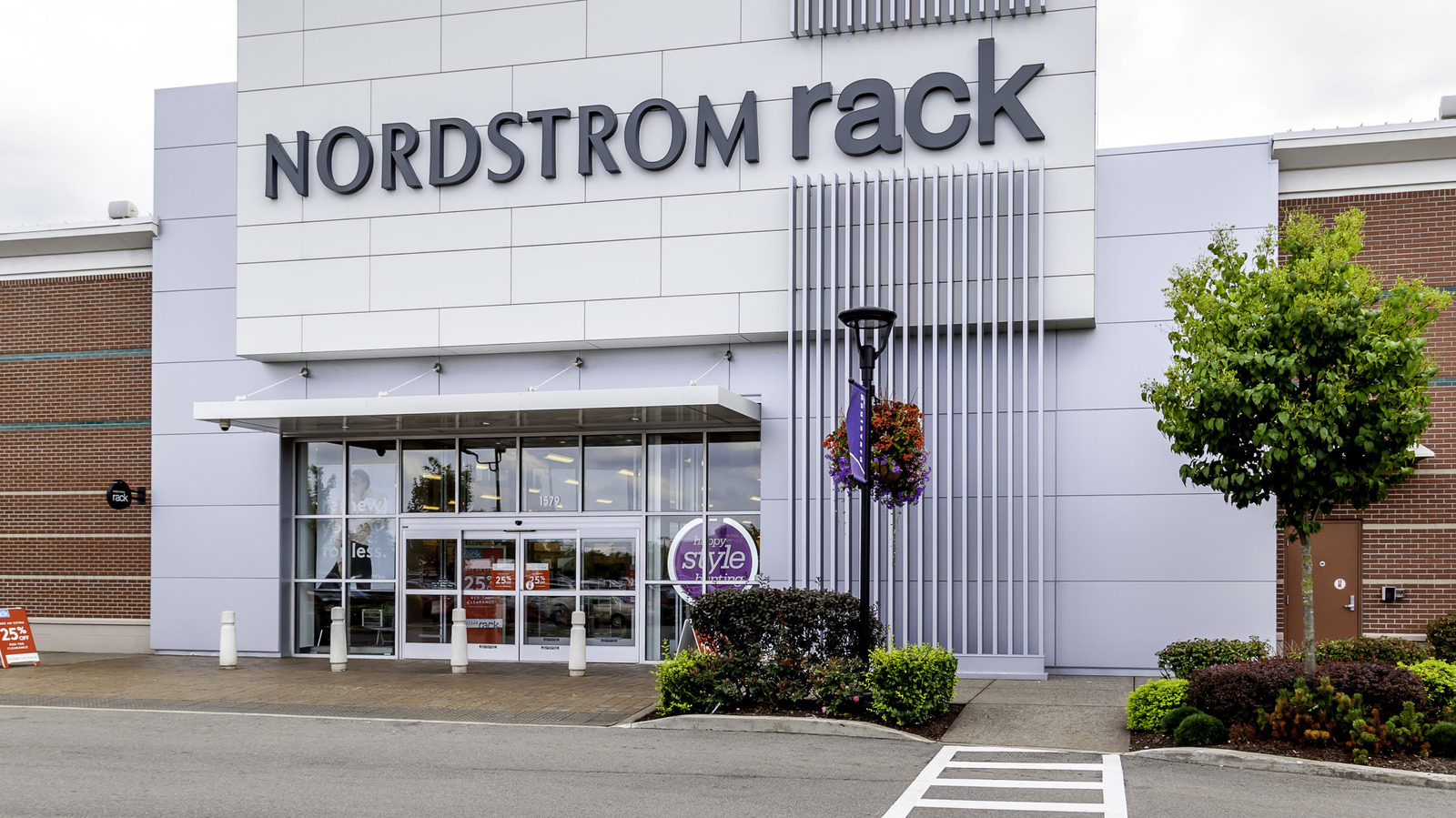 您想在Nordstrom架上購物的特定日子，以獲得最好的交易