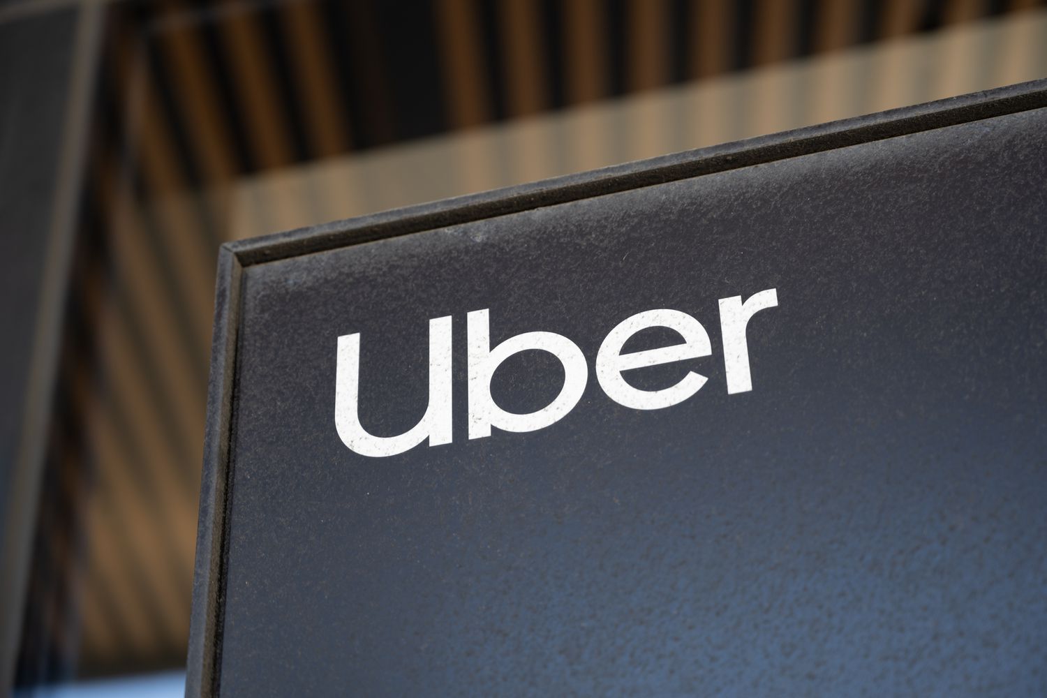 Uber 股價因加速 15 億美元回購計畫而上漲