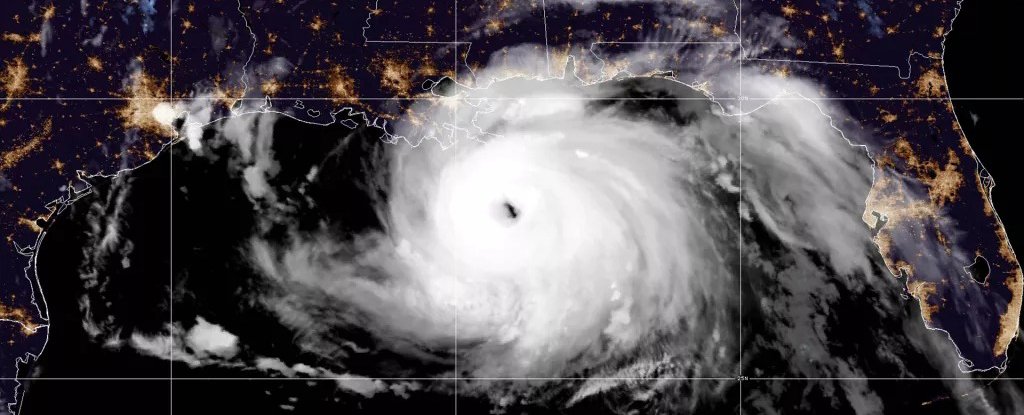 NOAA 预测异常强烈的大西洋飓风季节：连续第七年