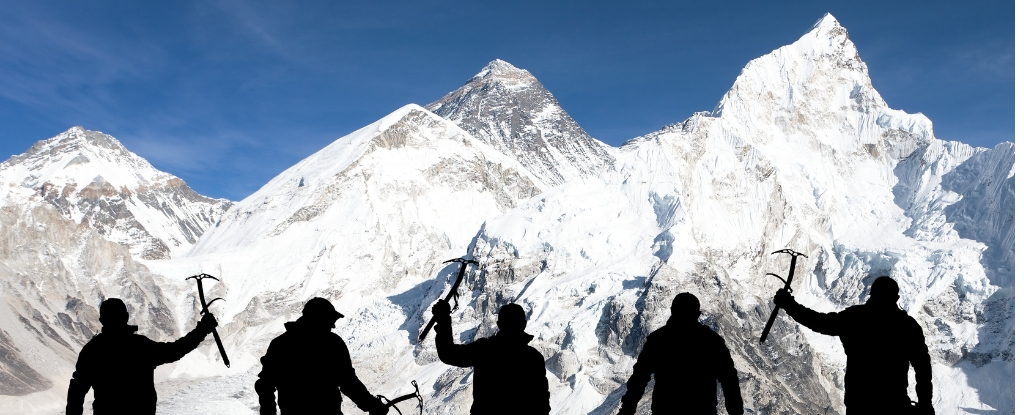 珠穆朗玛峰正在保存登山者咳嗽和打喷嚏排出的细菌