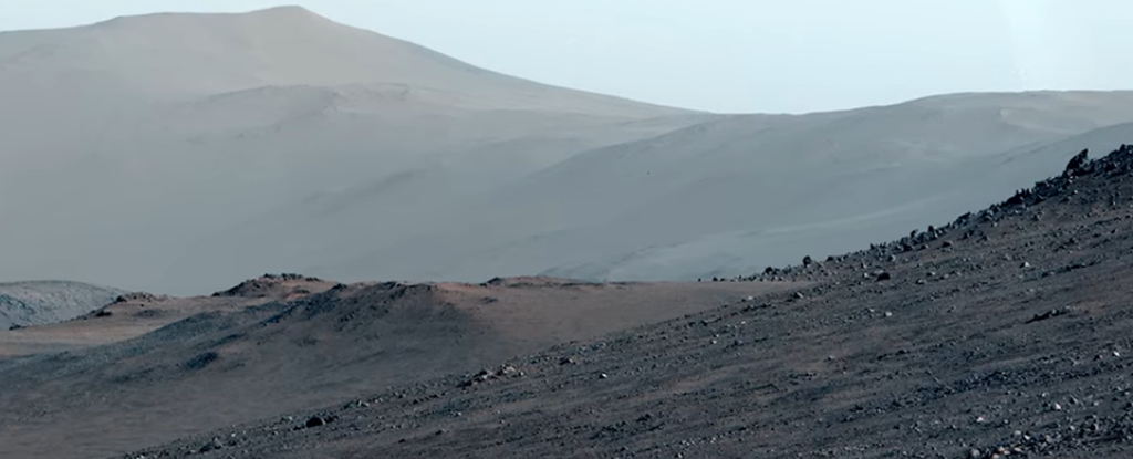 美國太空總署的毅力號火星車完成了對火山口邊緣的史詩般的攀登