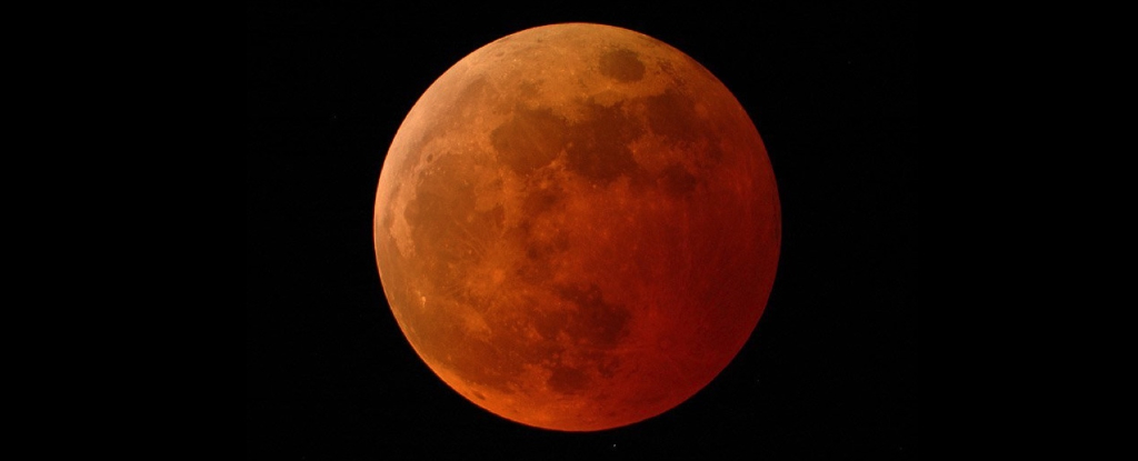 Blood Moon: นี่คือวิธีการดู Lunar Eclipse ที่หายากของคืนนี้