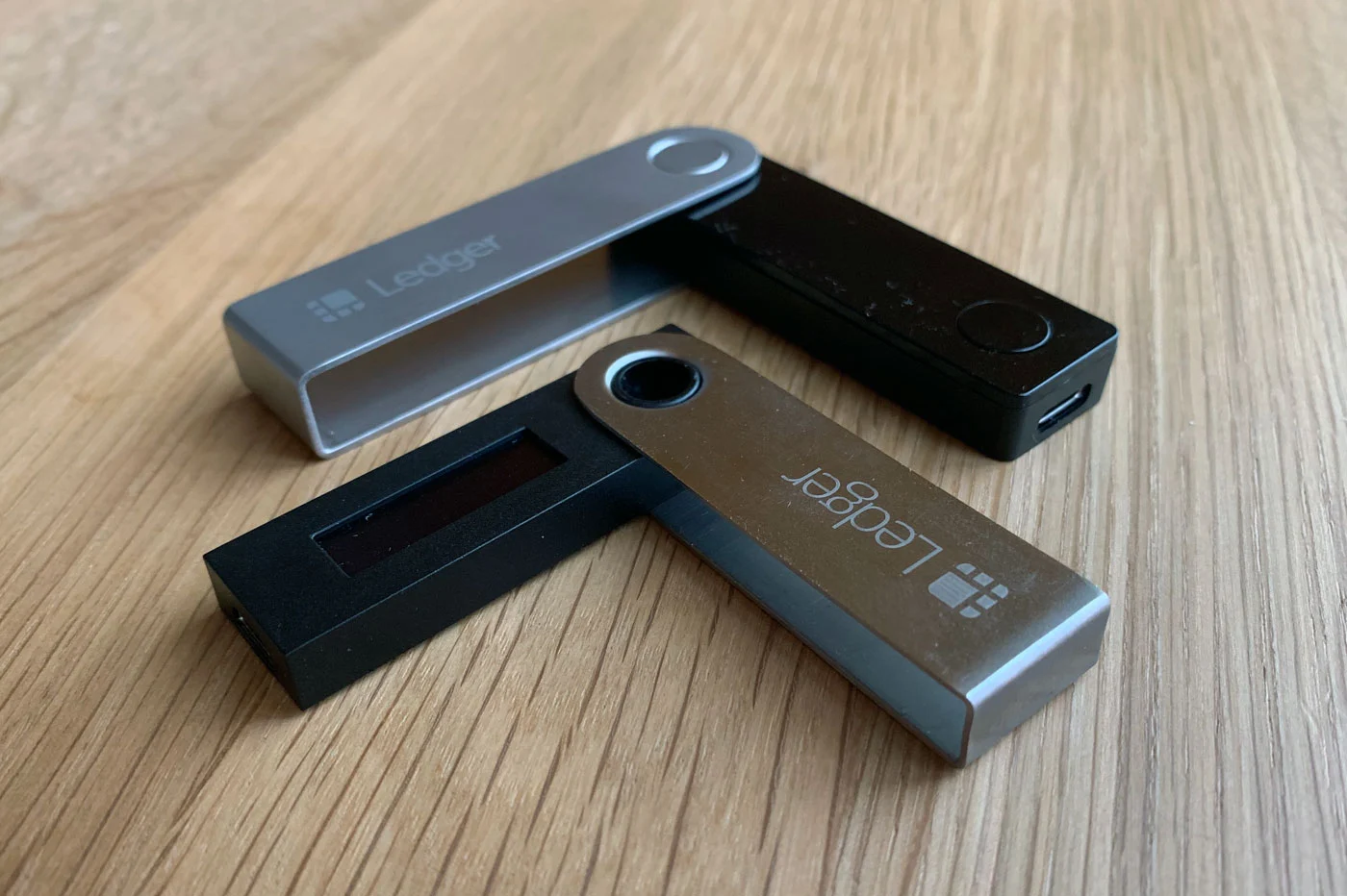 Ledger Nano X 與 Nano S：這些錢包有什麼區別？