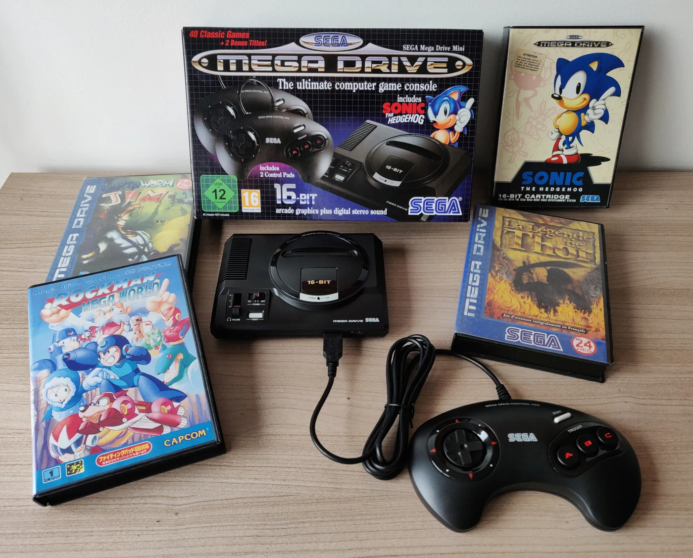 SEGA Mega Drive Mini评测：MEGA比SUPER强吗？