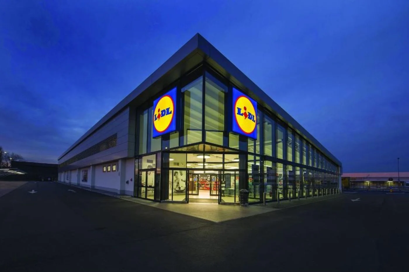 Lidl ขายคอนโซลแบบพกพาในราคาต่ำกว่า 20 ยูโร ซึ่งทำให้เว็บตื่นตระหนก