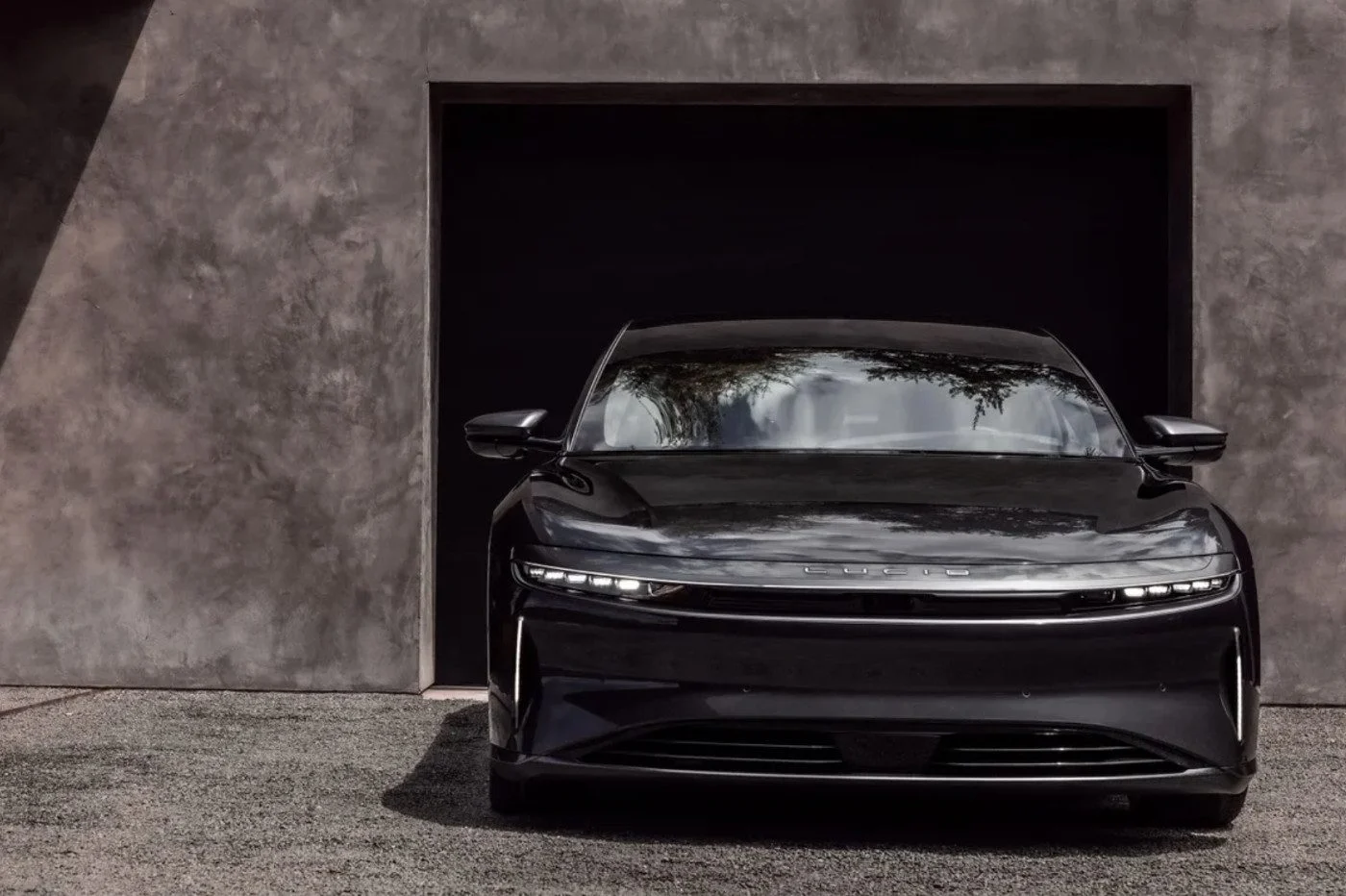 埃隆·马斯克攻击特斯拉的竞争对手 Lucid Motors