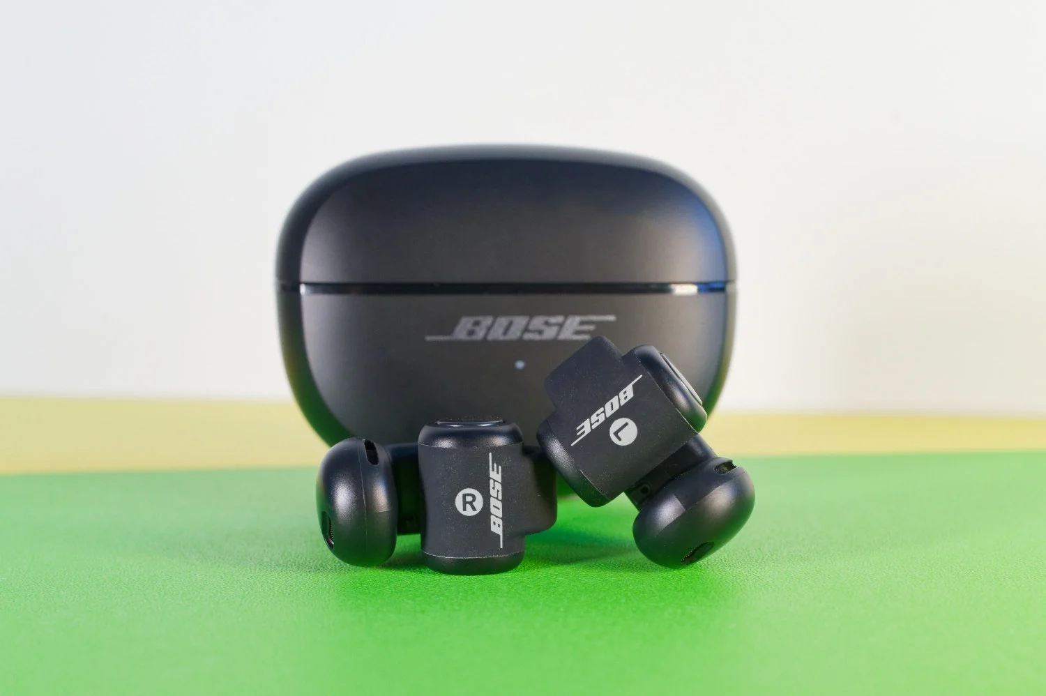 Bose Ultra Open 耳塞評測：打開耳機要花一條手臂和一條腿！