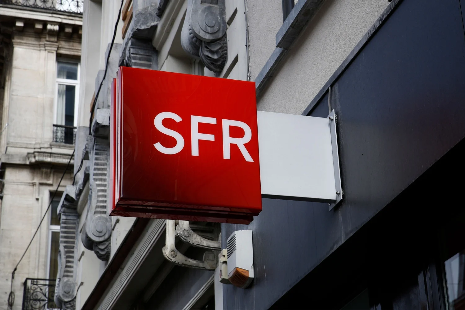 SFR 如何重拾法国人最喜爱运营商的称号