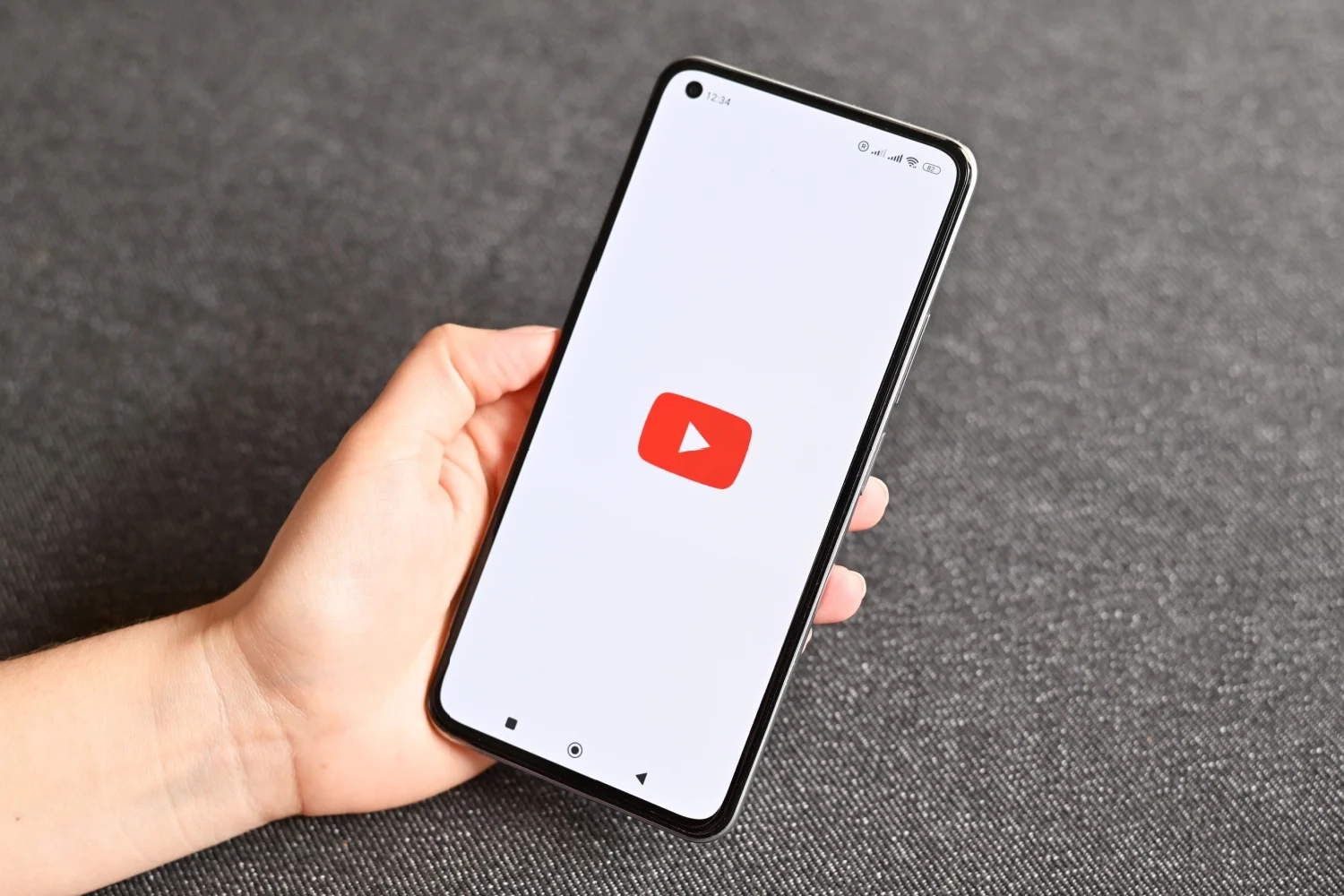 YouTube อาจเปิดตัวปุ่มพิเศษสำหรับผู้ใช้ที่ยังไม่ตัดสินใจ