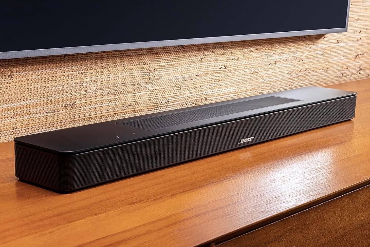 以亚马逊上极具吸引力的价格，这款 Bose Smart soundbar 简直就是一颗宝石