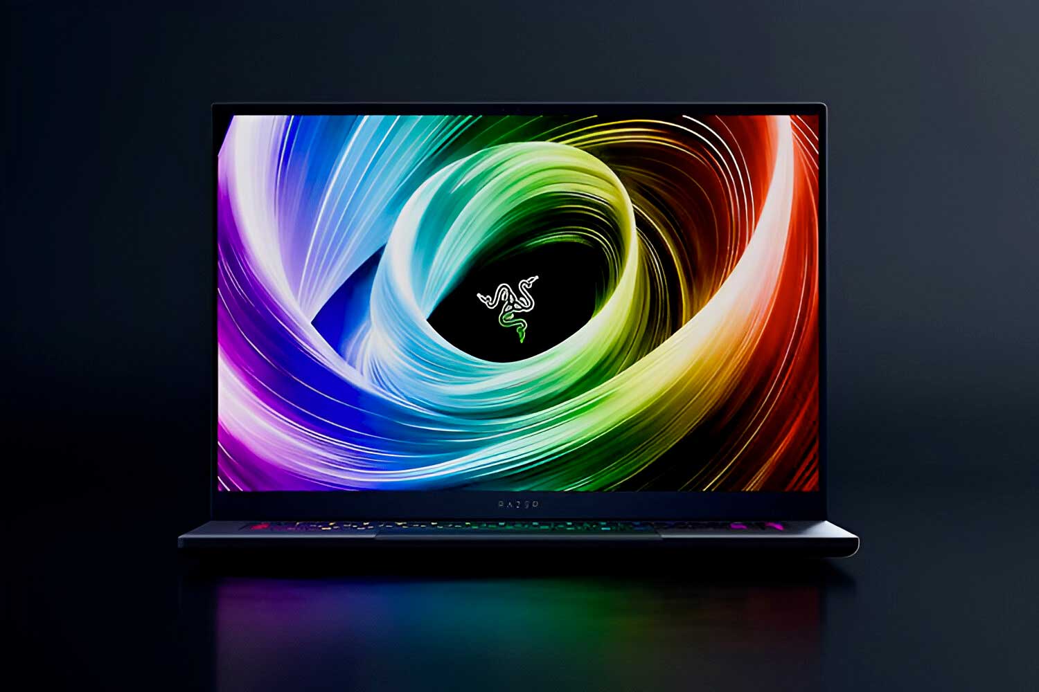 Razer 以超薄設計和 AMD 處理器重塑 Blade 16