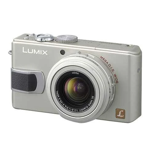 松下 Lumix DMC-LX2 对比理光 GR III