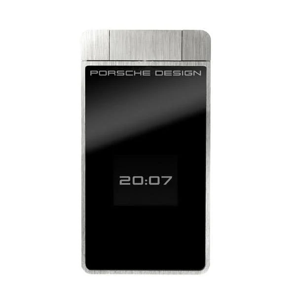 Porsche Design P'9521 与诺基亚 3310