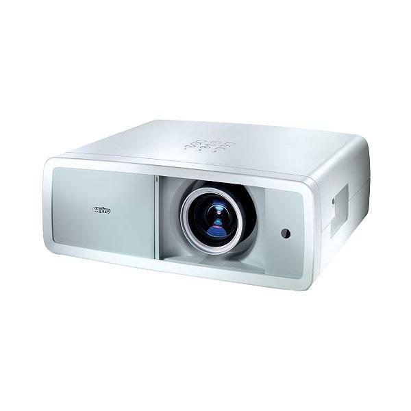 三洋 PLV-Z2000 与 Nebula Astro