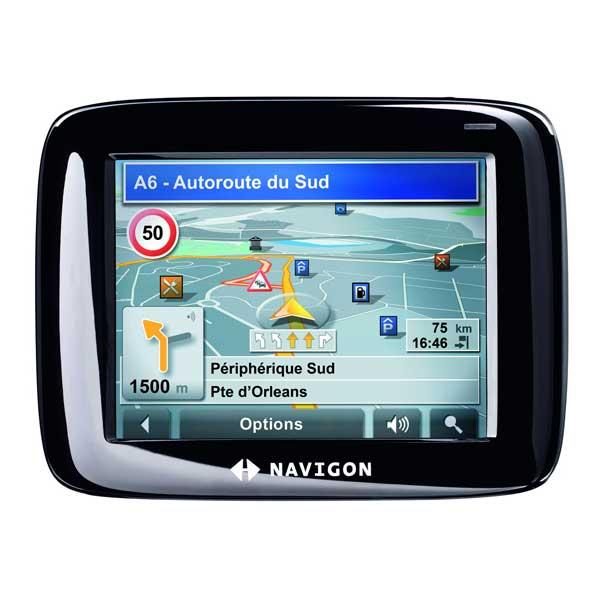 Navigon 2100 与 Garmin DriveLuxe 51 LMT-S