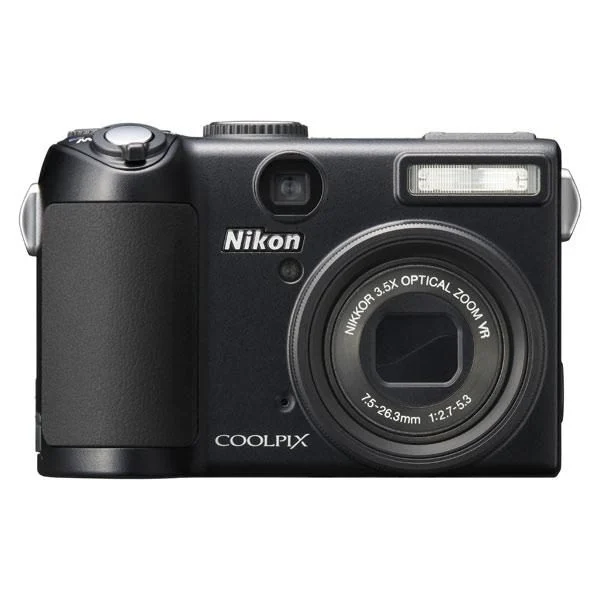 Nikon Coolpix P5100 กับ Panasonic Lumix FZ82