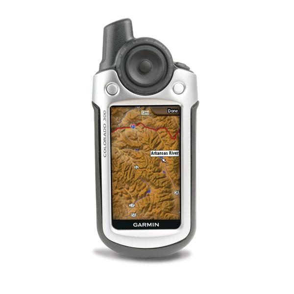 Garmin Colorado 300 與 Garmin DriveLuxe 51 LMT-S