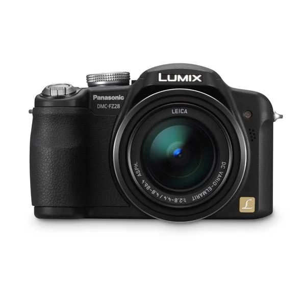 Panasonic Lumix DMC-FZ28 比較 Panasonic Lumix FZ2000