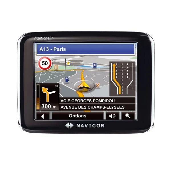 Navigon 2200 年版 ViaMichelin 與 Garmin DriveAssist 51 LMT-S