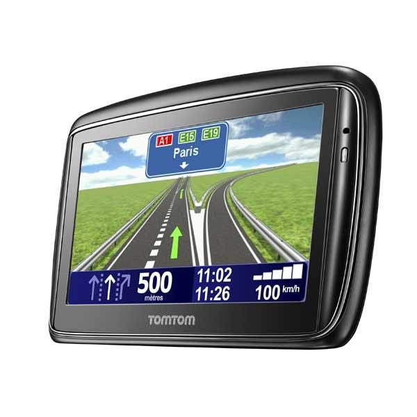 連接即時交通資訊的 TomTom GPS 設備將於 11 月中旬上市