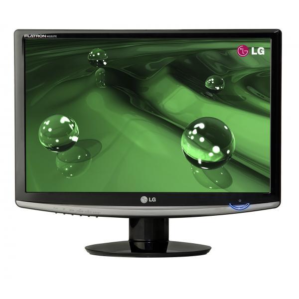 LG W2252TE-PF 對比 Razer Raptor 27