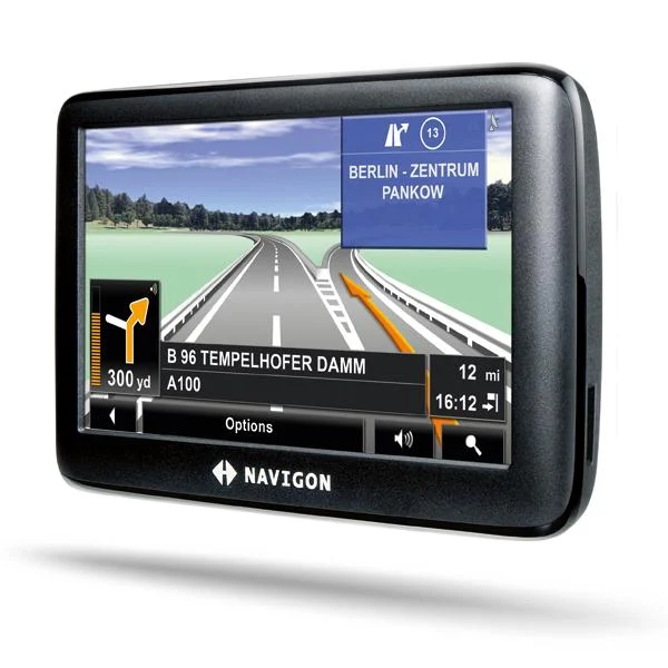 Navigon 3300 Max Edition ViaMichelin กับ Garmin DriveLuxe 51 LMT-S