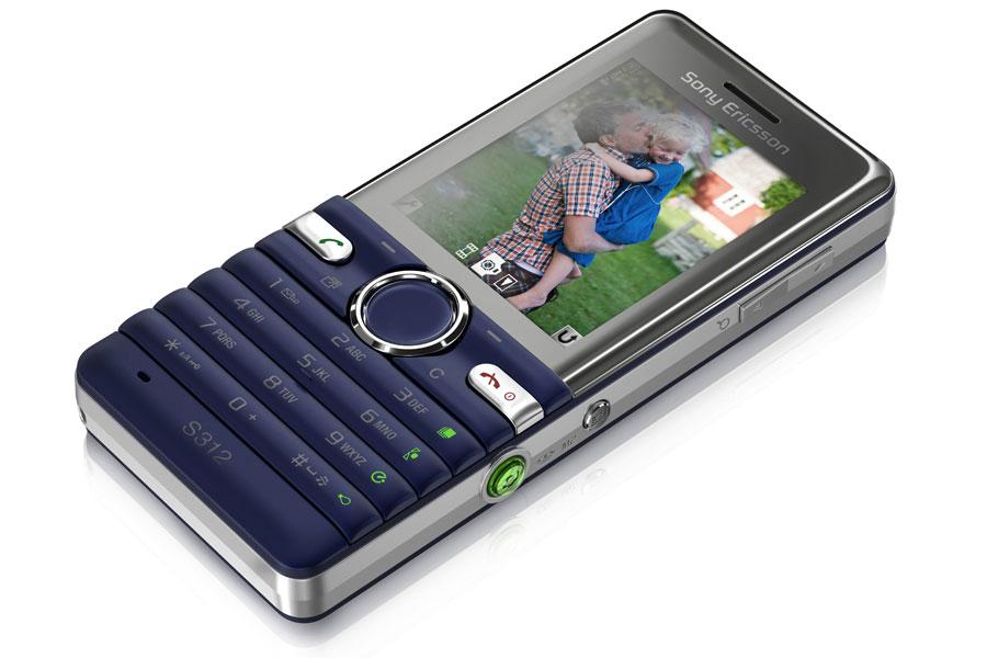 Sony Ericsson S312 กับ Nokia 8110 4G