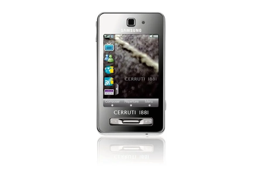 Samsung Player Style i Cerruti contre SimValley Mobile Pico RX-482 V.2 (PX-3873-675)