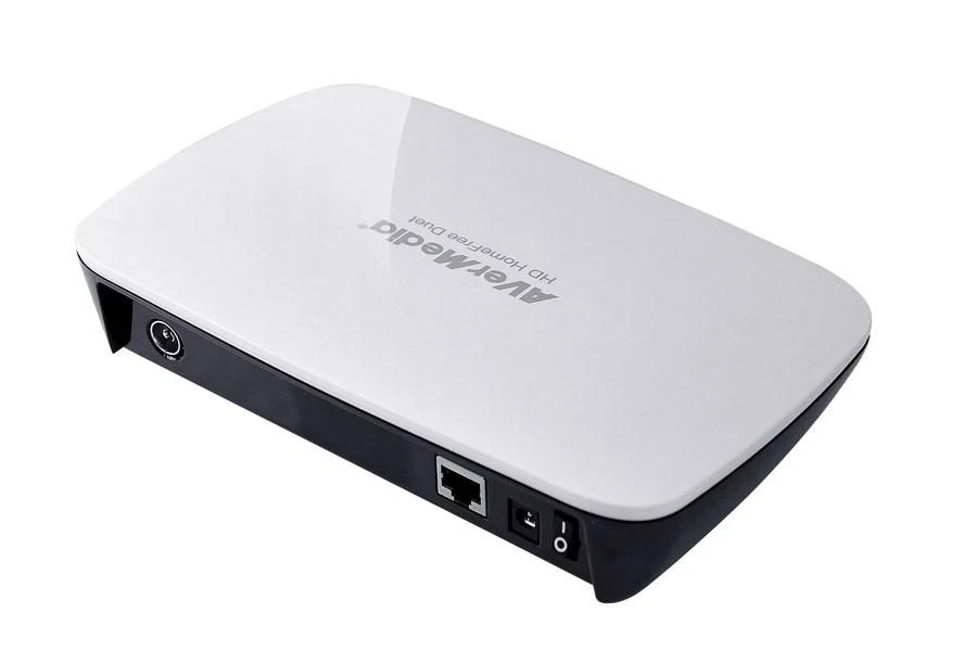 Avermedia HomeFree Duet F200 相对于 Microsoft Xbox One 电视调谐器