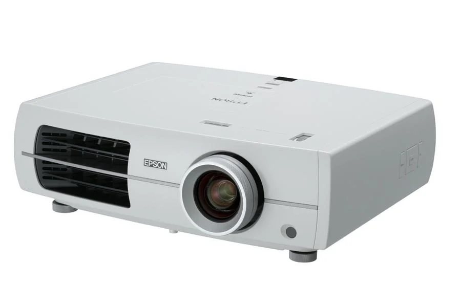 爱普生 EH-TW4400 与小米激光 4K 投影仪 150