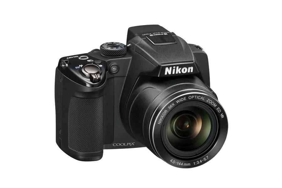 Nikon Coolpix P500 กับ Panasonic Lumix FZ82