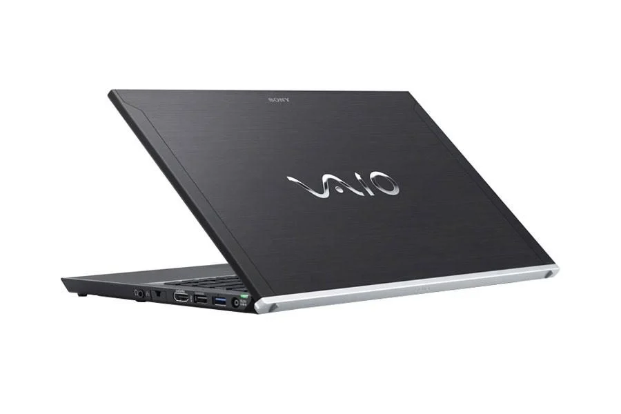 Sony Vaio VPCZ21V9E กับ Acer Swift Edge SFA16-41-R356