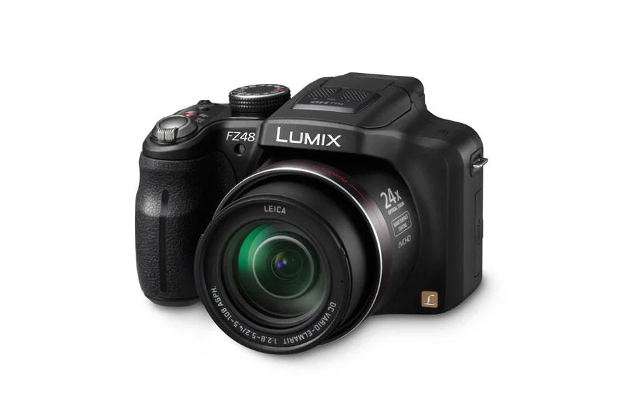 Panasonic Lumix DMC-FZ48 对比 Panasonic Lumix FZ82