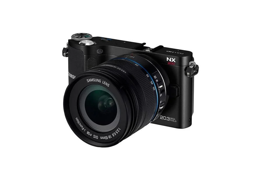 三星 NX200 與奧林巴斯 OM-D E-M5 Mark III