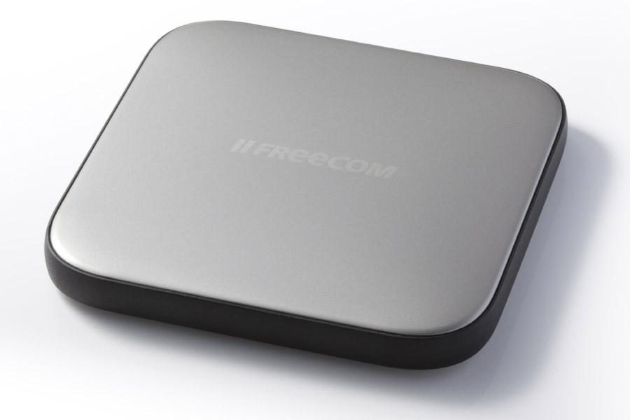 Freecom Mobile Drive Sq 与 IStorage DiskAshur M2 1 至