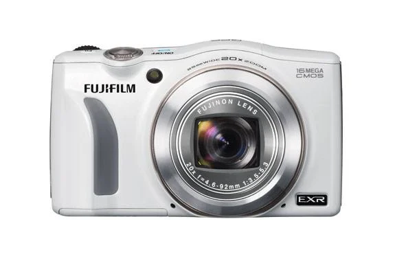 Fujifilm FinePix F770EXR กับ Sony Cyber-shot RX100 Mark VI