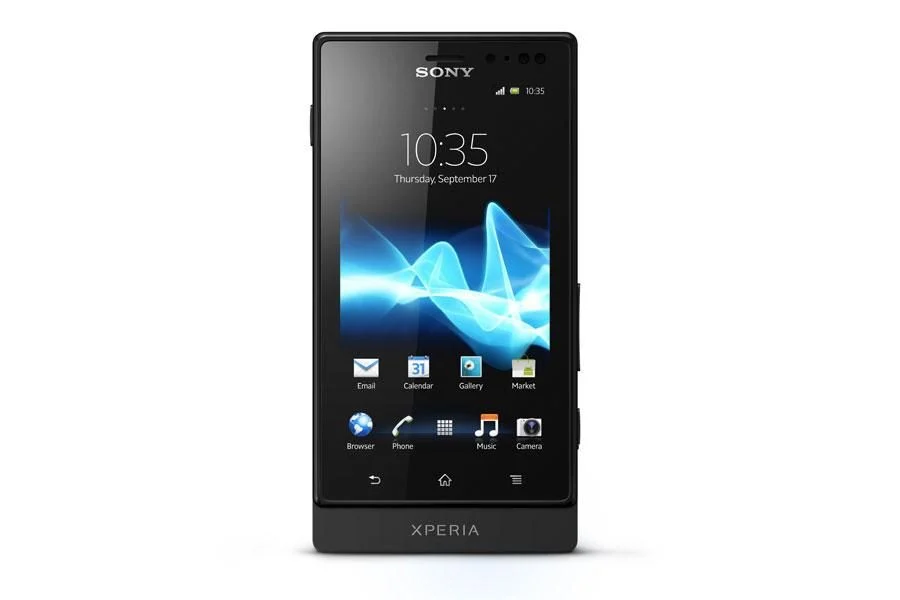 索尼 Xperia Sola 與三星 Galaxy Z Flip 6