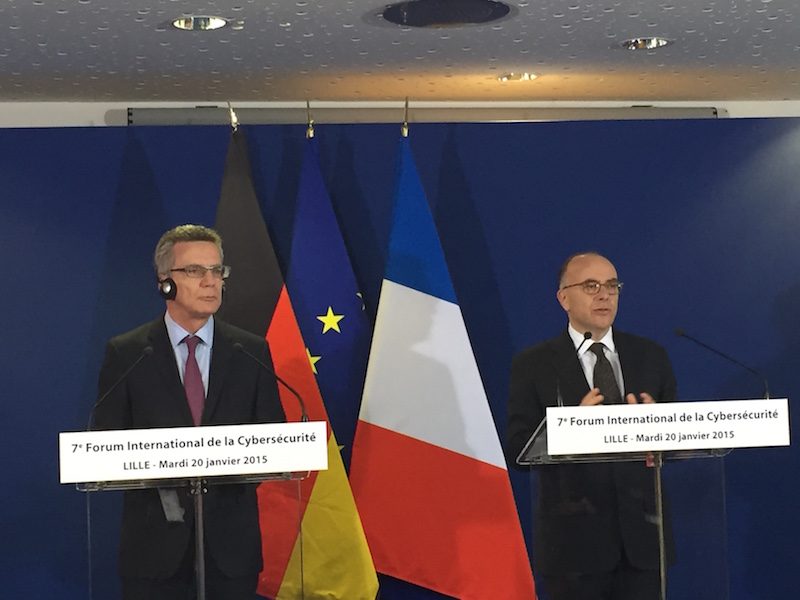 อาชญากรรมทางไซเบอร์: Cazeneuve ต้องการ "เสริมศักยภาพ" ผู้เล่นอินเทอร์เน็ต