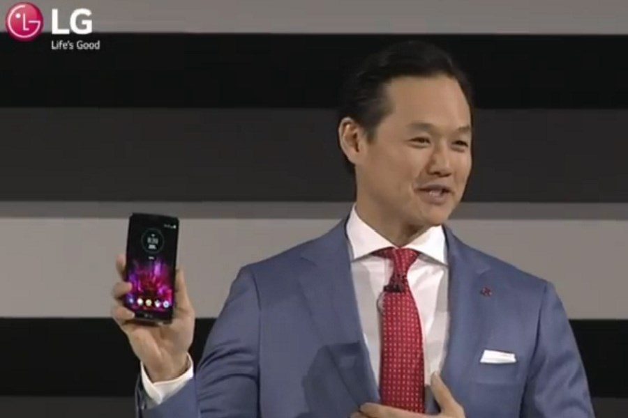 CES 2015: LG เปิดตัวสมาร์ทโฟนจอโค้งรุ่นใหม่ G Flex 2