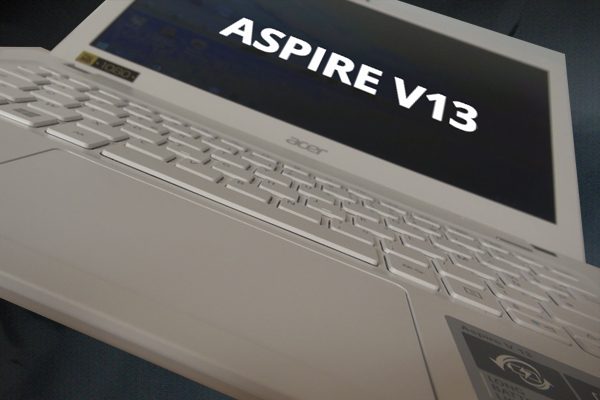 รีวิว Aspire V13: Acer ultraportable ในราคา 500 ยูโร