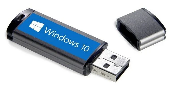 Windows 10 也将通过 USB 密钥提供