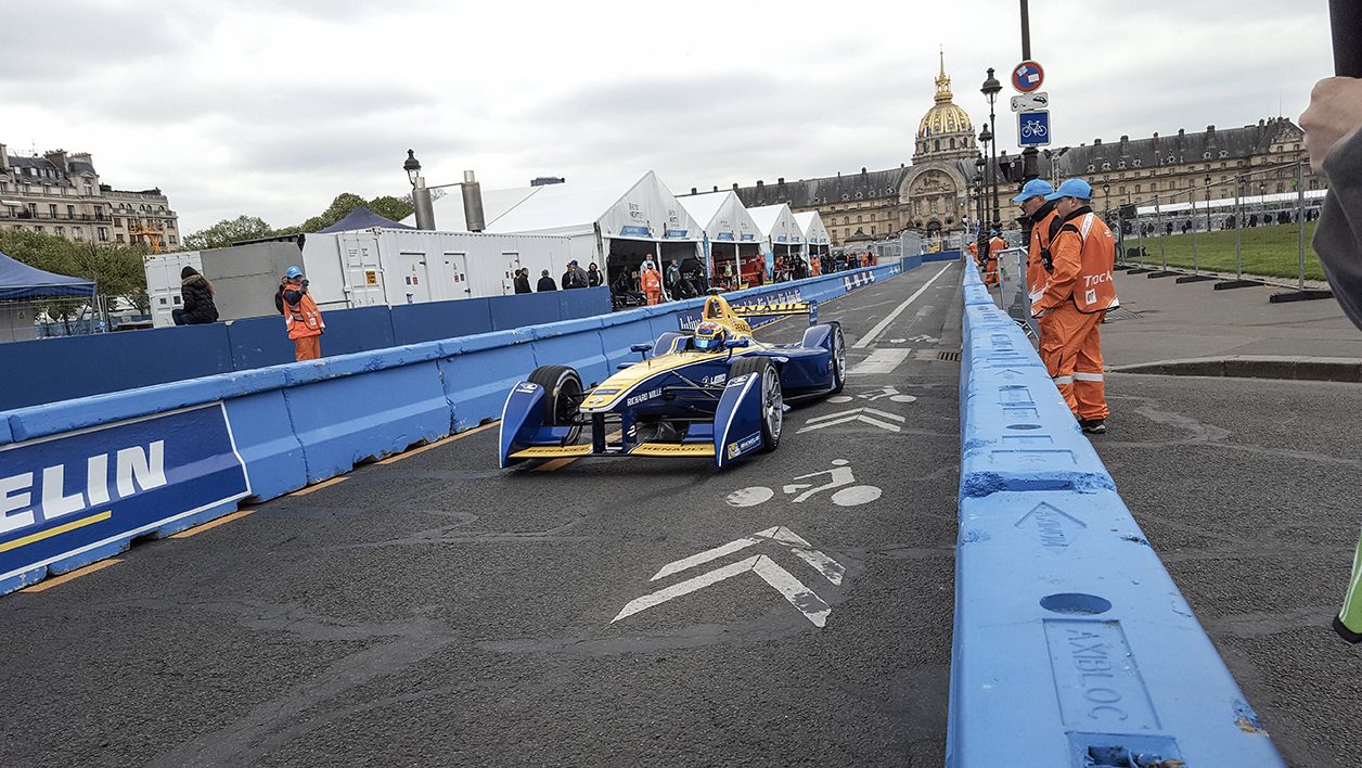 Formula E：巴黎电动方程式大赛也是我们汽车的未来