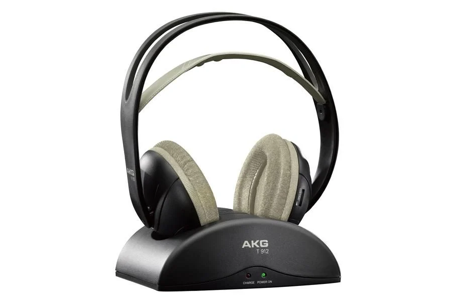 AKG K 912 contre Ultimate Ears UE 適合