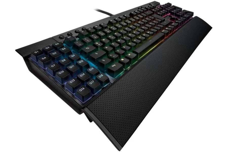 Corsair Vengeance K95 比較 Logitech MX Keys（適用於 Mac）