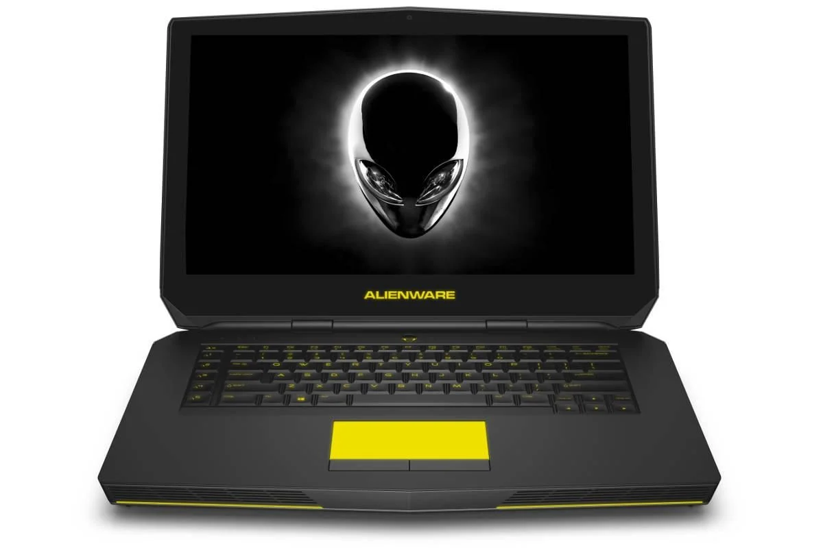 戴爾 Alienware 15 對比 Alienware m18