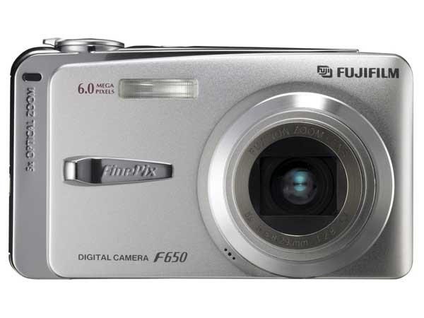 富士 FinePix F650 與徠卡 Q2