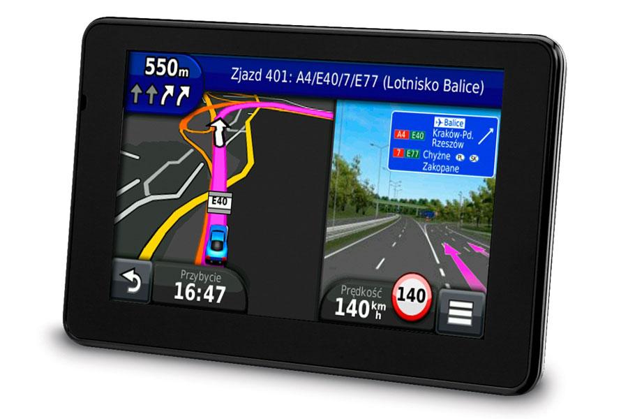 Garmin Nüvi 3490LMT 與 Garmin DriveLuxe 51 LMT-S