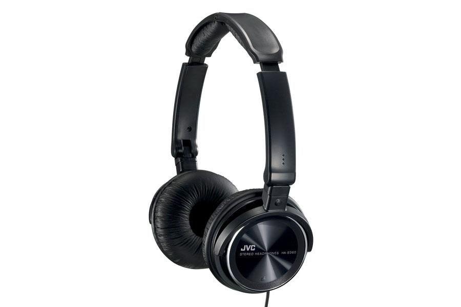 JVC HA-S360 与 Ultimate Ears UE Fits 对比